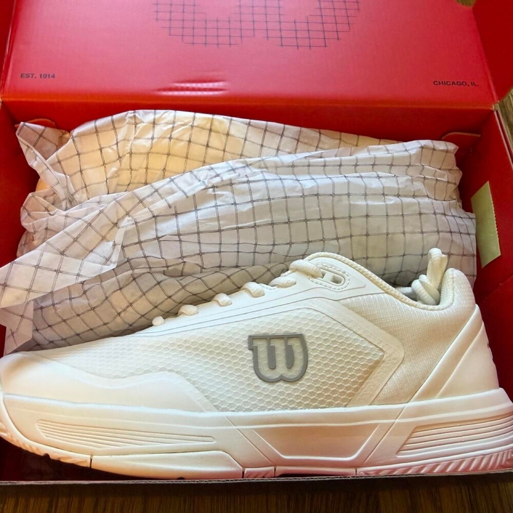 Wilson courtglide white tennis shoes M9 #tennis #sportswear
